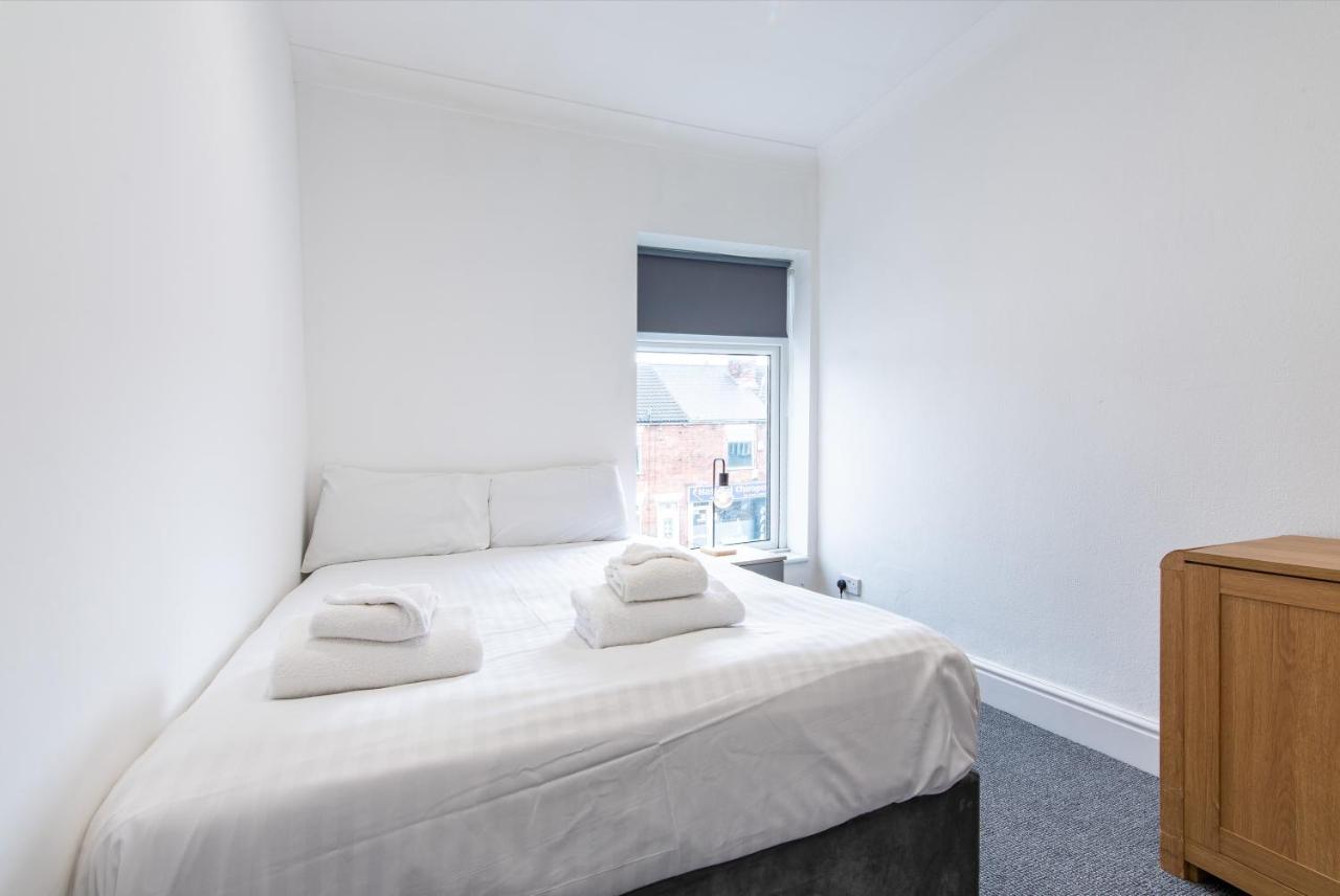 Chesterfield Lodge - 2 Bedroom Apartment Near Chesterfield Town Centre Esterno foto